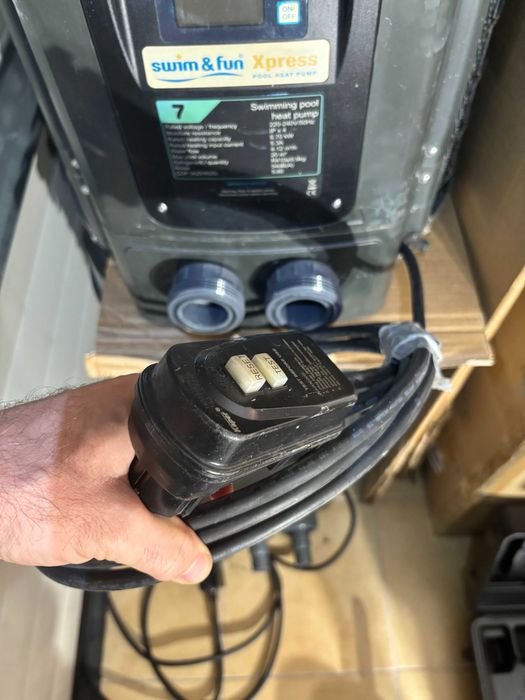 Pompa ciepła do basenu.