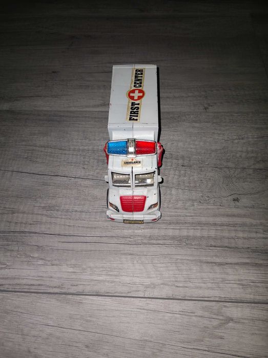 Zabawki dla dzieci figurki tazos gormit mlp samochód bambus łamigłówka