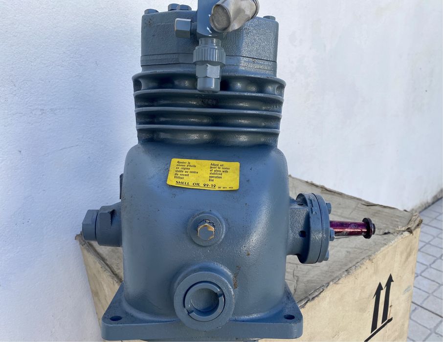 Compressor de refrigeração DWM Copeland Comef novo