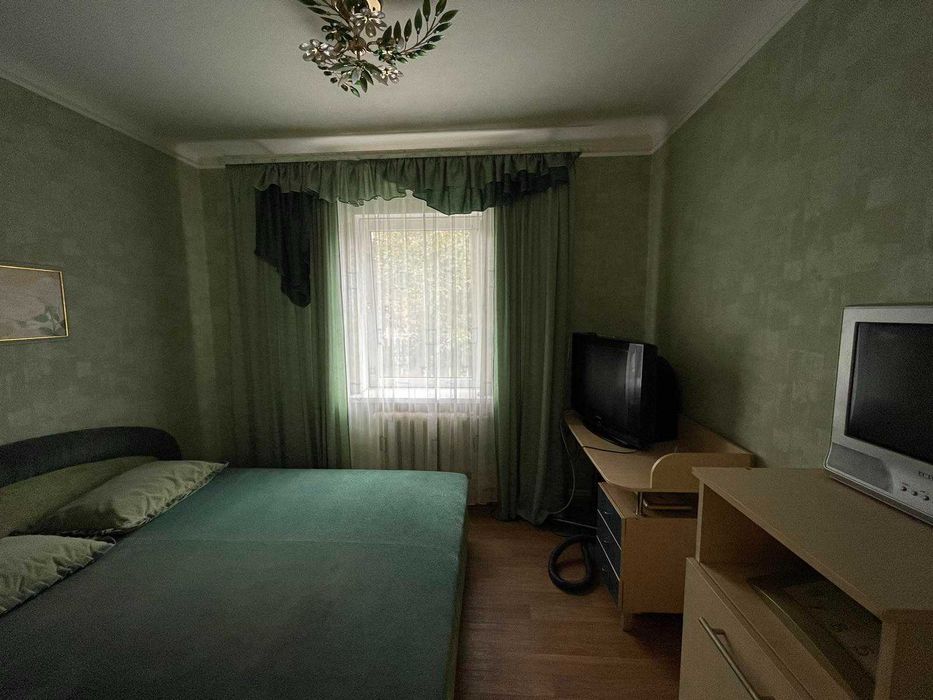 Продаж  будинку у Полтаві ( ремонт,всі комунікації, техніка та меблі)