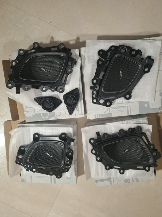 Zestaw Głośników + Maskownice Mercedes  Burmester Design