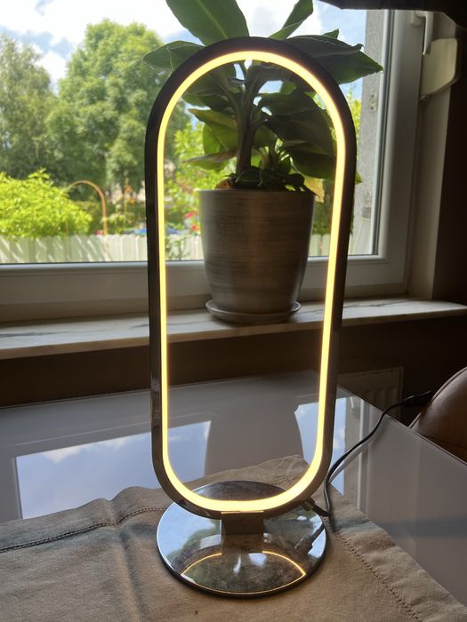 Stylowa lampa ledowa na biurko, lub dekoracyjne