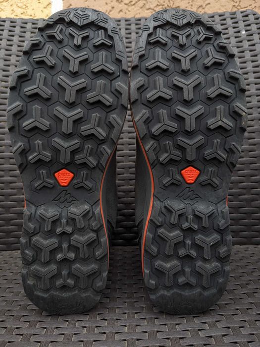 Salomon Quechua Gore-tex 42 / 26.5см Мужские треккинговые ботинки