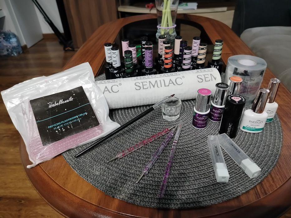 Zestaw lakierów do paznokci