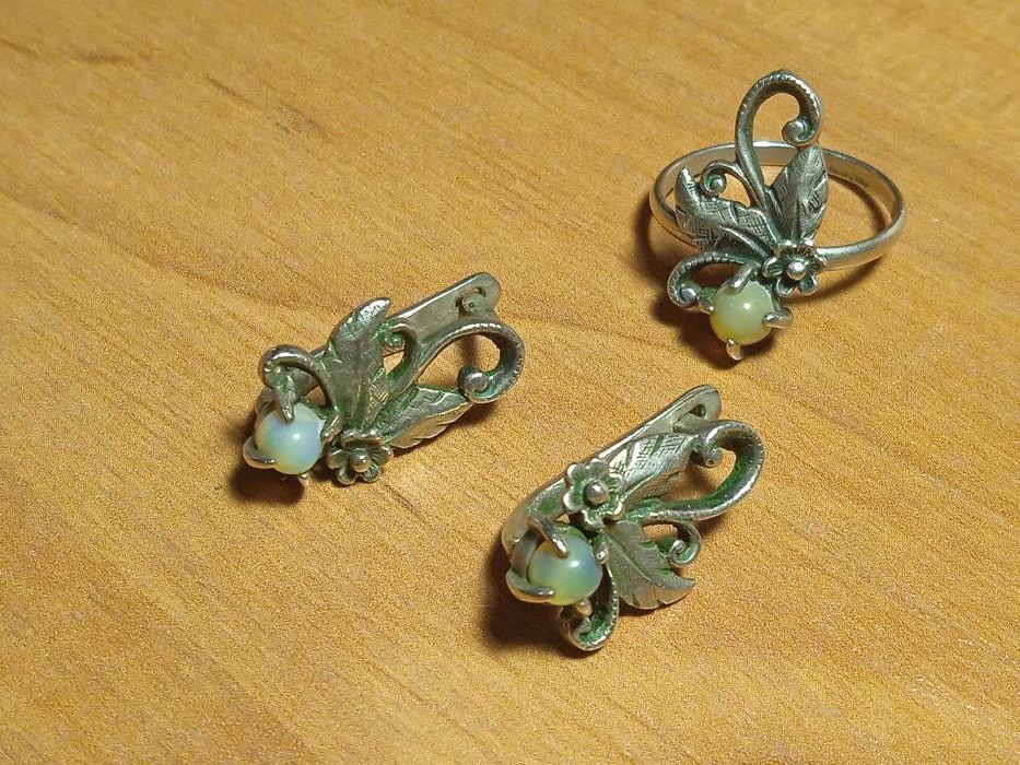 комплект кільце та сережки з мельхіору з опалом