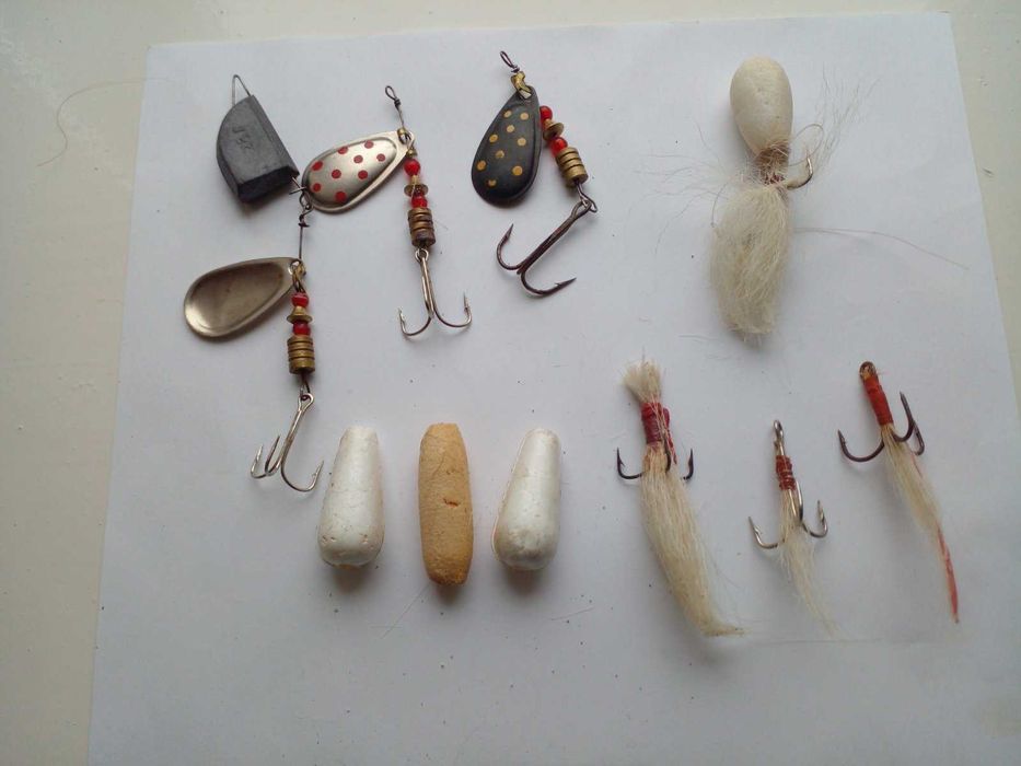 Продам блесны вертушки и колебалки, грузки, подсаку, спиннинг