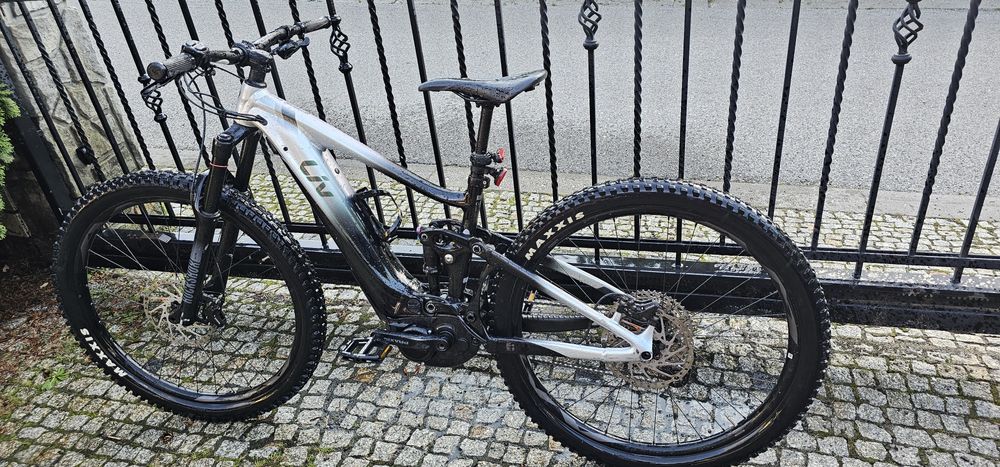 Rower elektryczny Giant LIV od 11 lat