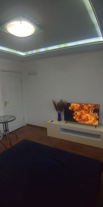 Сдам 3-к кв. посуточно, ул.Калиновая, Левий берег.