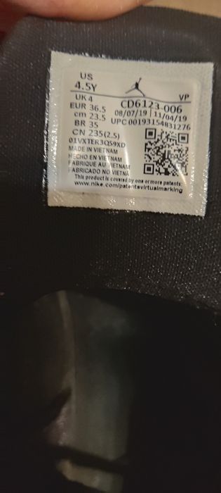 Кросівки Демі. 36.5р.