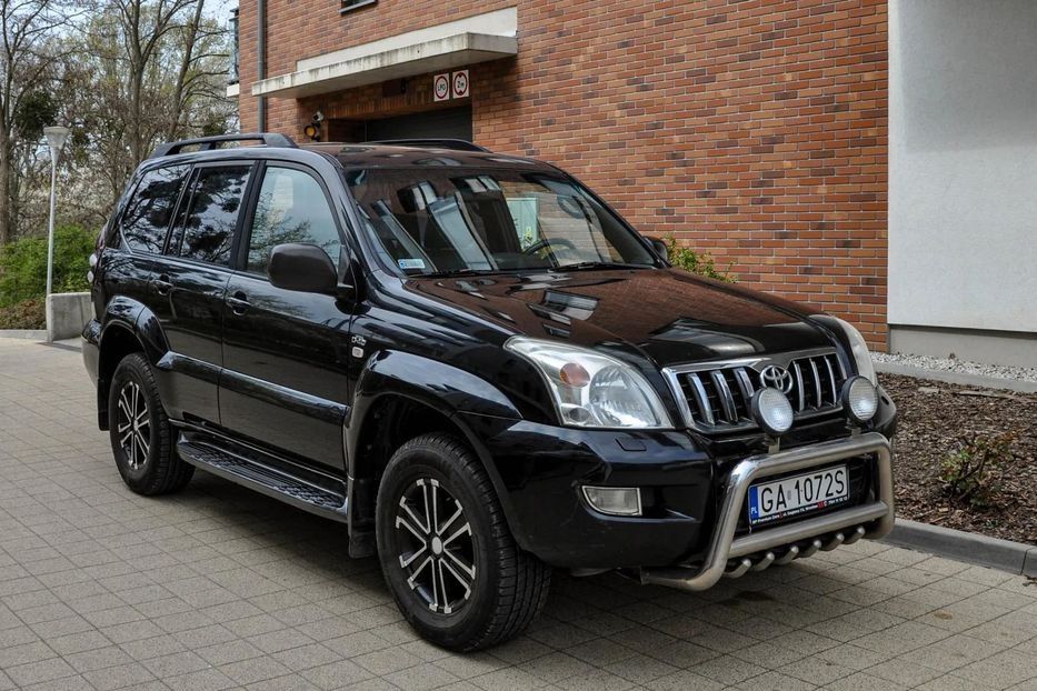 Продам Toyota Land Cruiser Prado 120