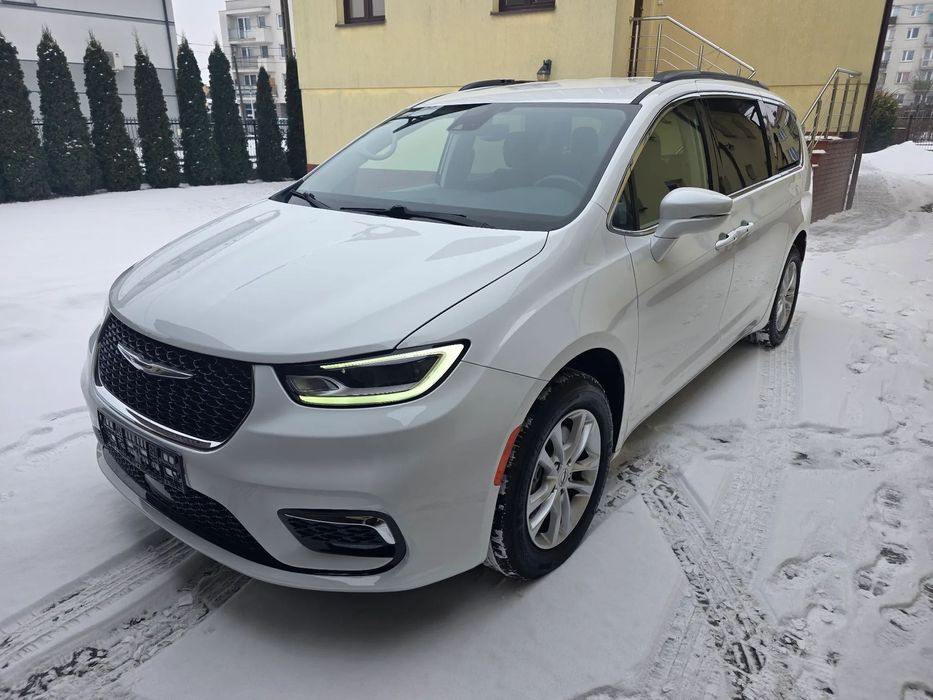 Chrysler Pacifica 2021 AWD Niski przebiegI VAT Marza