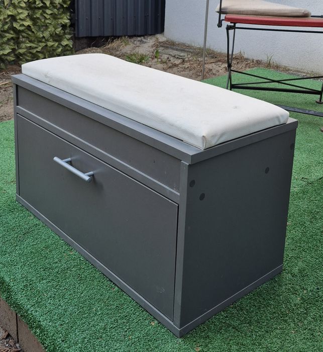 Szafka na buty z siedziskiem