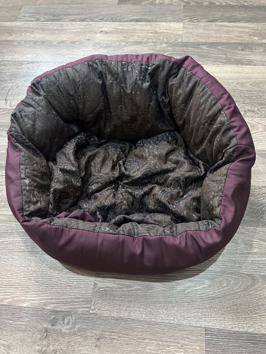 Диванчик для кота або маленької собачки