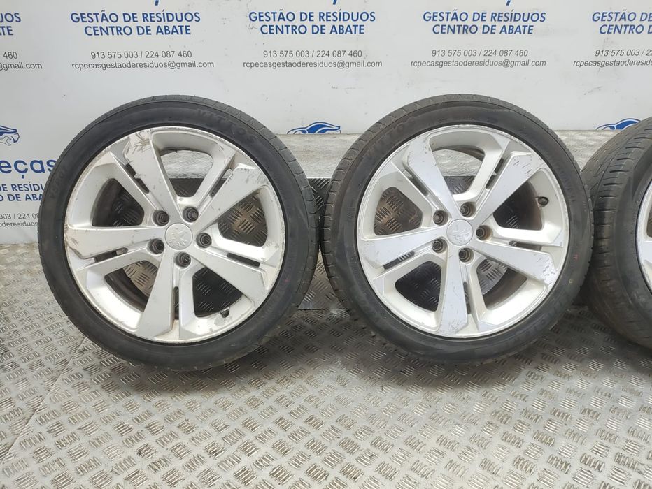 Conjunto de Jantes 17 Peugeot 208 II 7.5J ET44 5x108 2013 a 2021