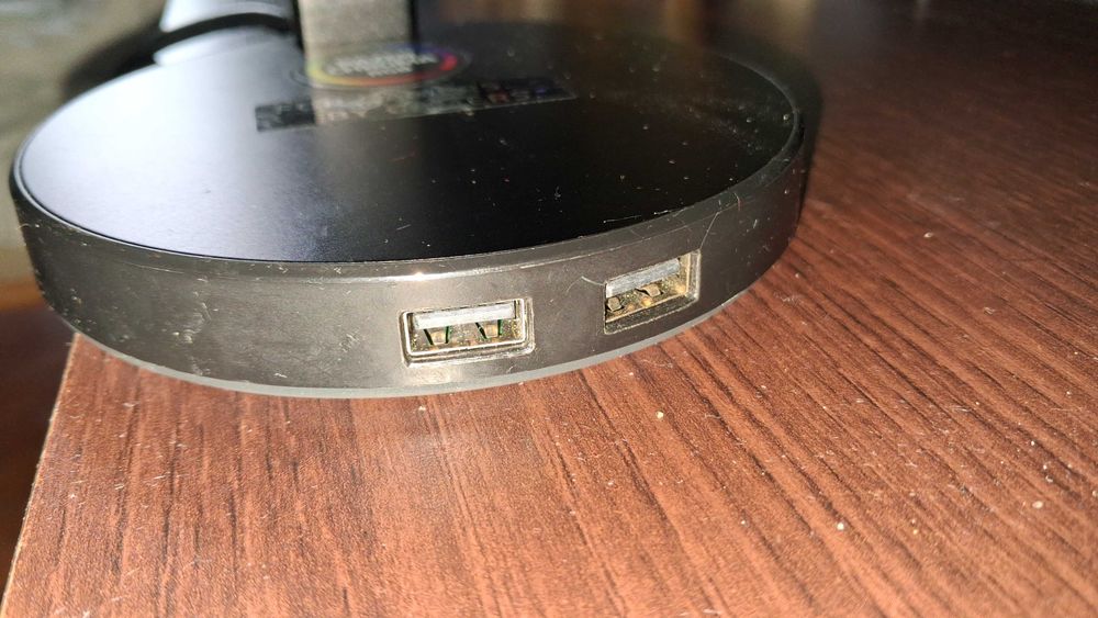 PROMOCJA Stojak na słuchawki Razer Base Station Chroma V2 Czarny