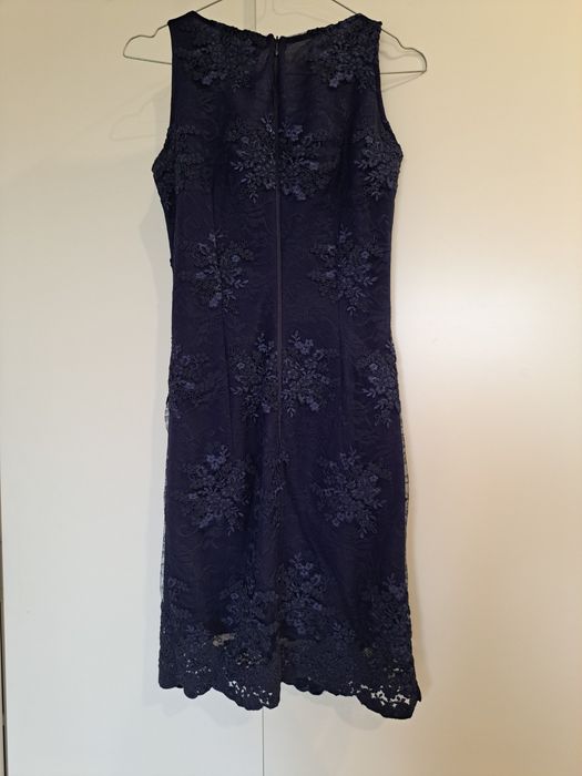 Koronkowa sukienka r.34