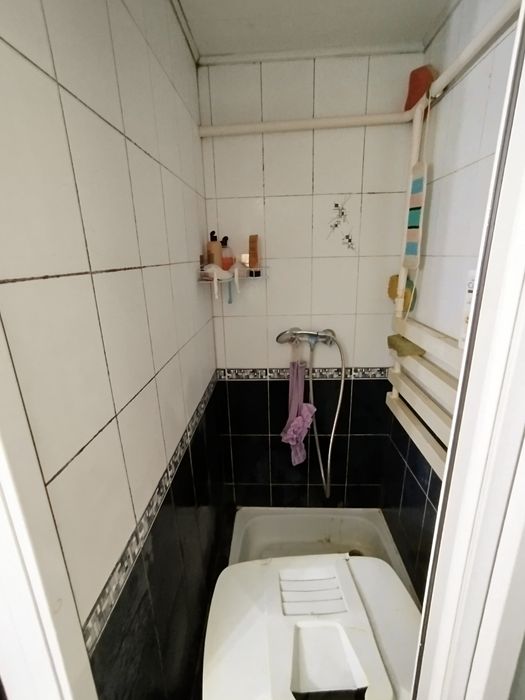 Продається просторий будинок 123м² на два окремих житла 6 cоток р-н Лиса Гора. Автономне опалення  і всі необхідні комунікації. Гараж на 2 автомобілі