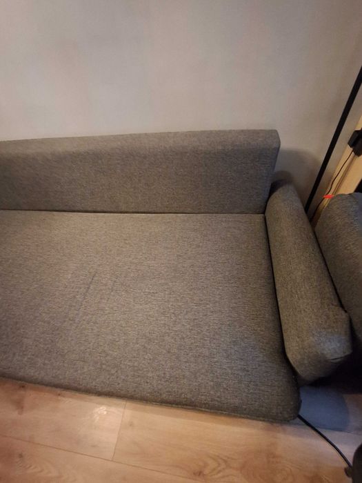 Trzyosobowa kanapa z funkcja spania