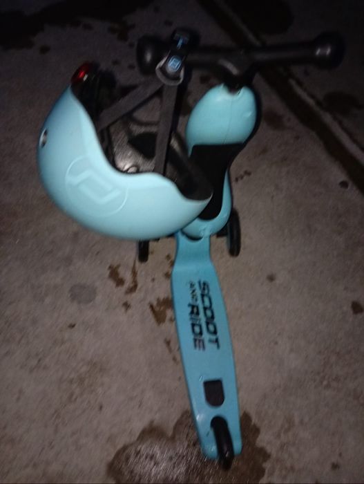 Trotinete infantil mais capacete