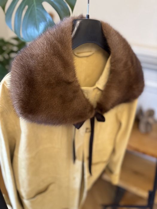Шарф , комірець з натурального хутра