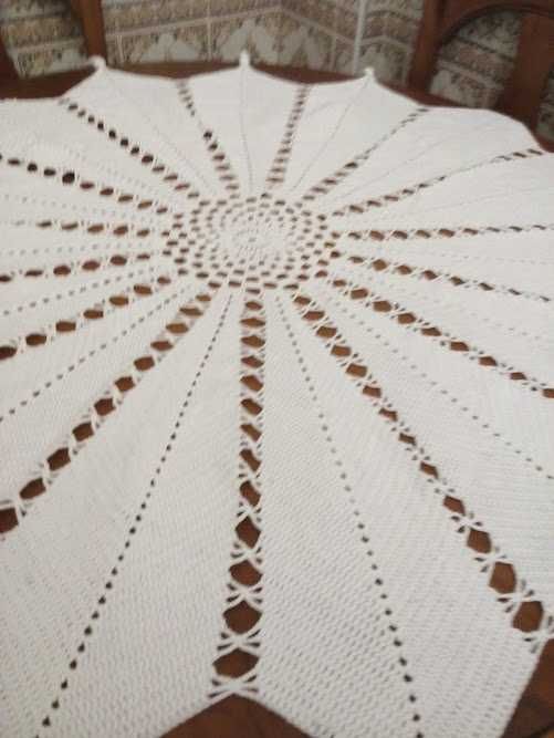 Toalha de camilha creme em crochet