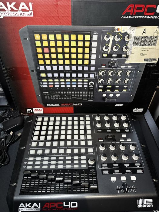Akai APC 40 kontroler MIDI VJ Ableton Metal