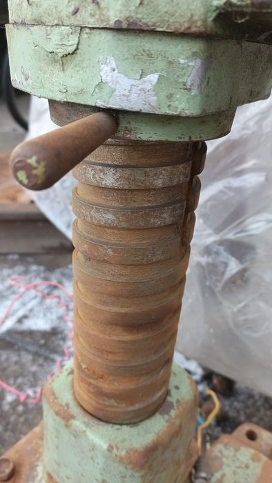 Станок свердлильний 2м112