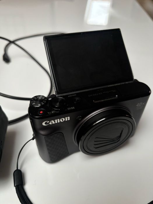 Aparat cyforwy Canon PowerShot SX 730 HS