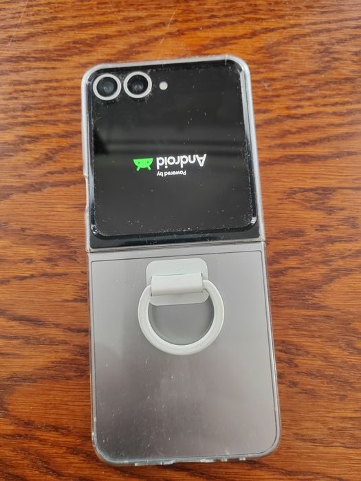 Samsung Galaxy Z flip 6 na gwarancji