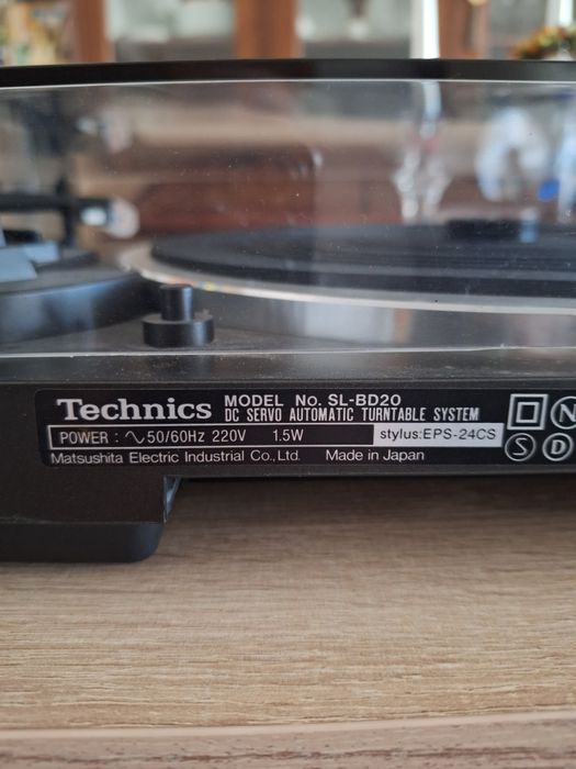 Vendo gira discos Techniks