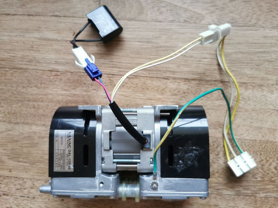 Pompa próżniowa japońska ULVAC DAL-12s-05