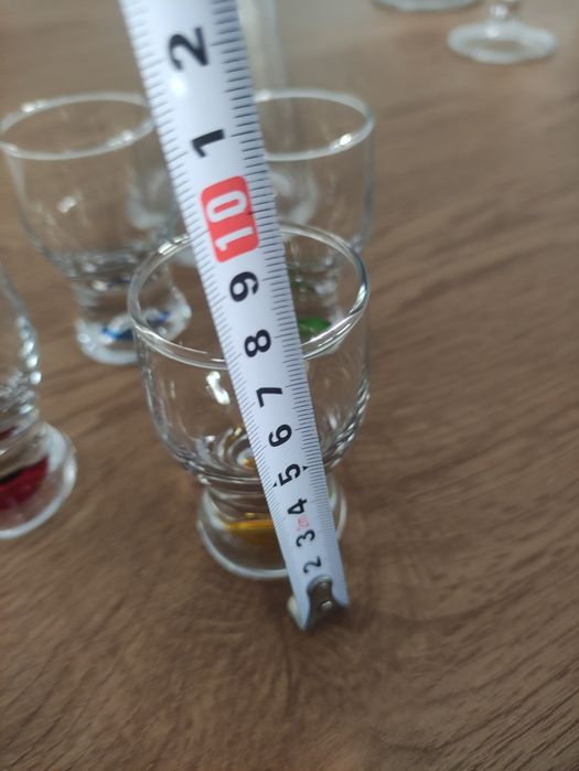 Conjunto de garrafa e copos de vidro para licor