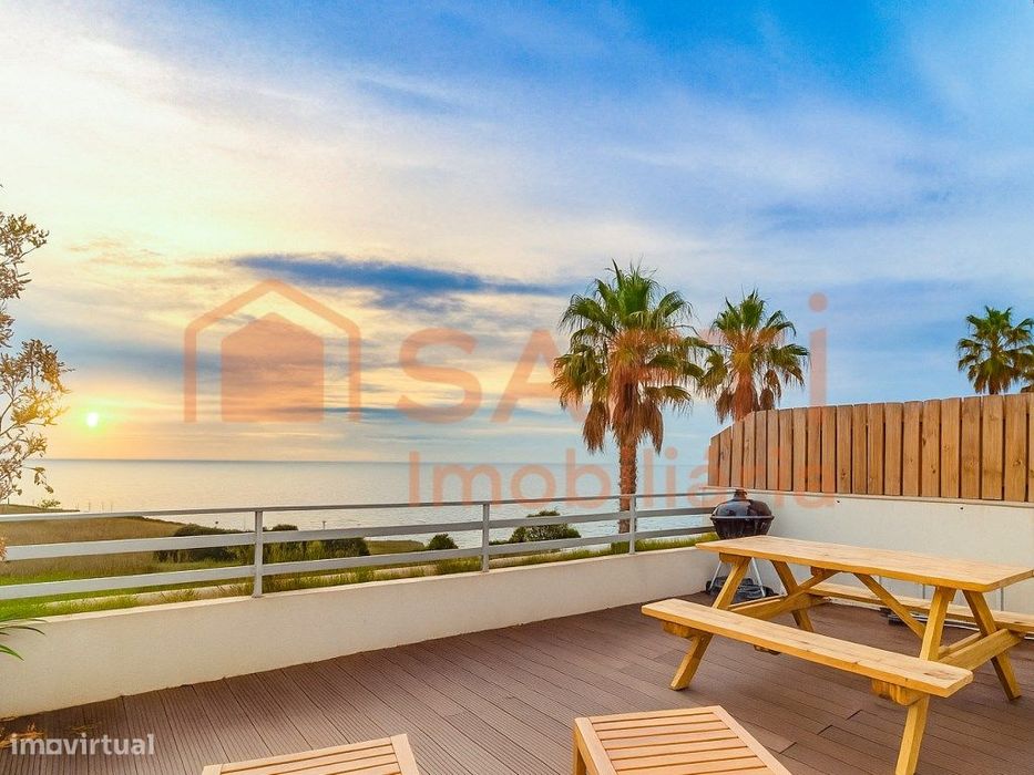 Moradia primeira linha do mar