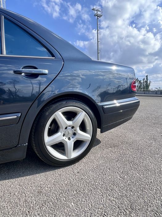 Mercedes-Benz E270 W210 Full Extras — fotografia 4