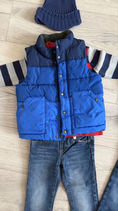 Речі для хлопчика 4-5 років, жилетка, джинси, светр Gap Zara Next