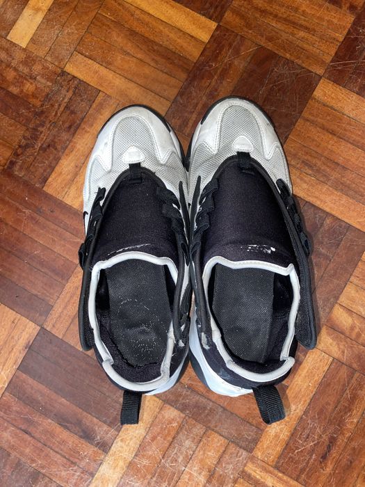 Nike zoom preto e branco