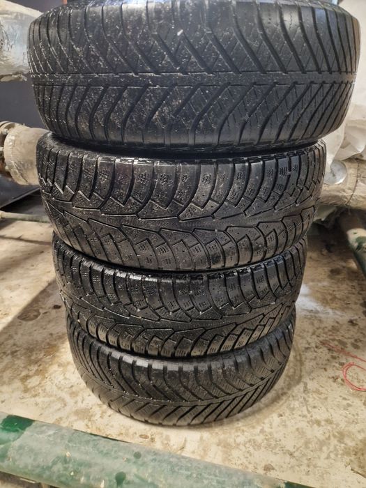 Комплект гуми 215×60×17