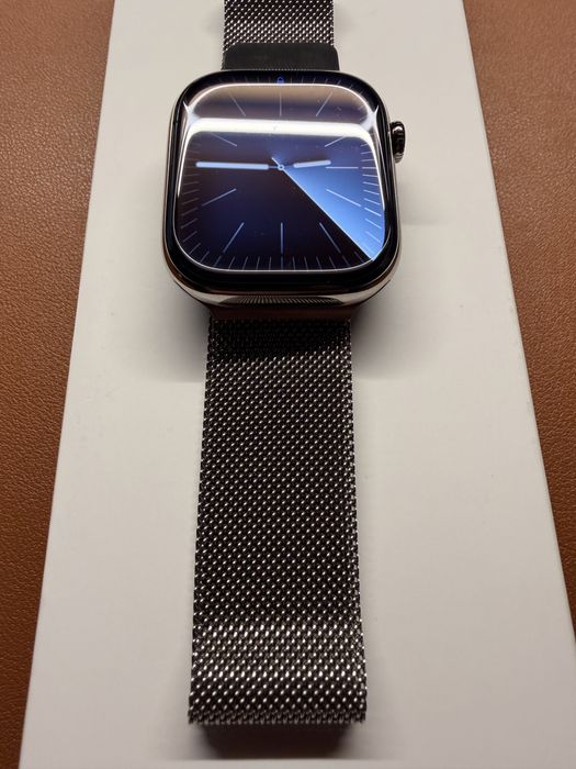 Apple Watch Series 11 46mm Titanium GPS + Cellular