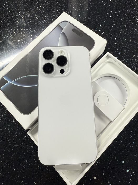 Iphone 16 pro 128 gb bialy Nowy