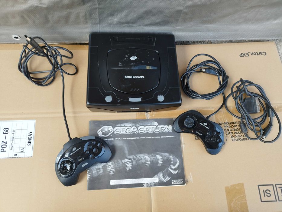 konsola sega saturn +2 pady