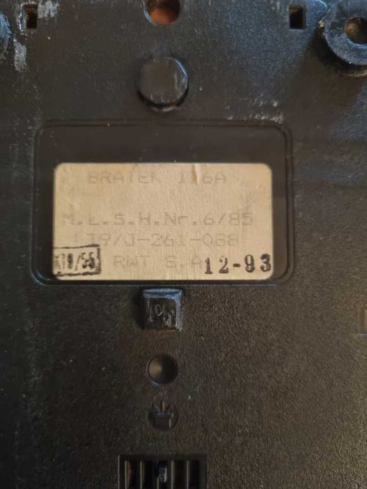 Stacjonarny aparat telefoniczny BRATEK 116A7
