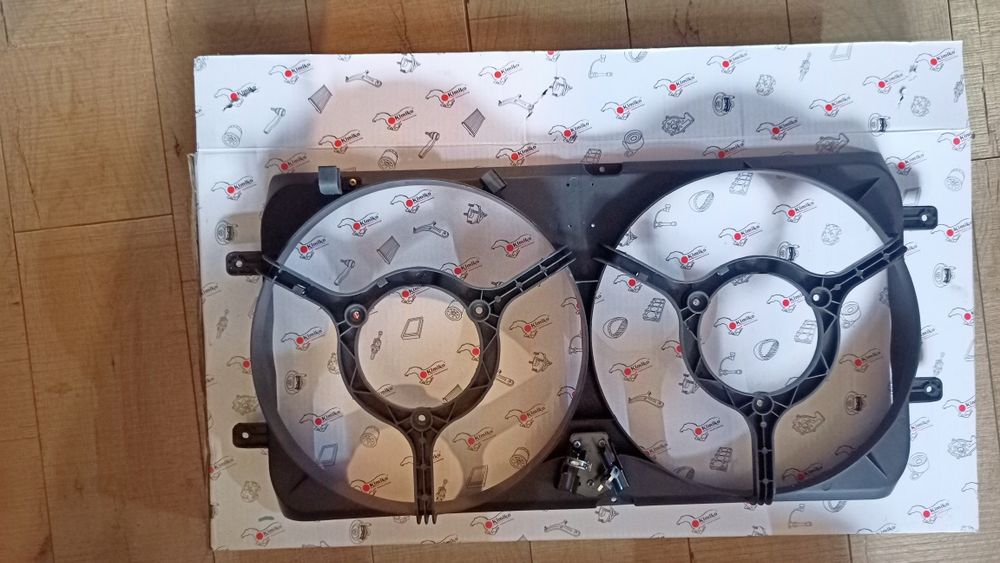 Радіатор дифузор вентилятор Чері Амулет