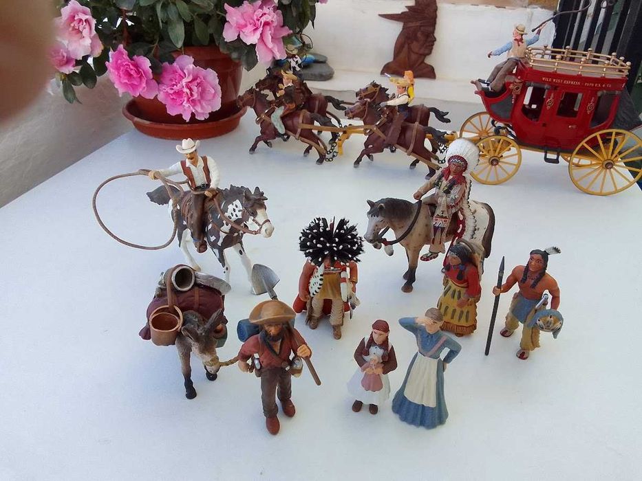 Фiгурки Papo, Comansi, Schleich, Simba, Bullyland