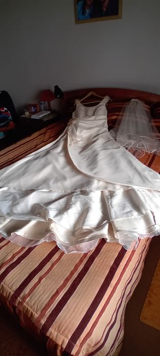 Vestido de noiva +véu