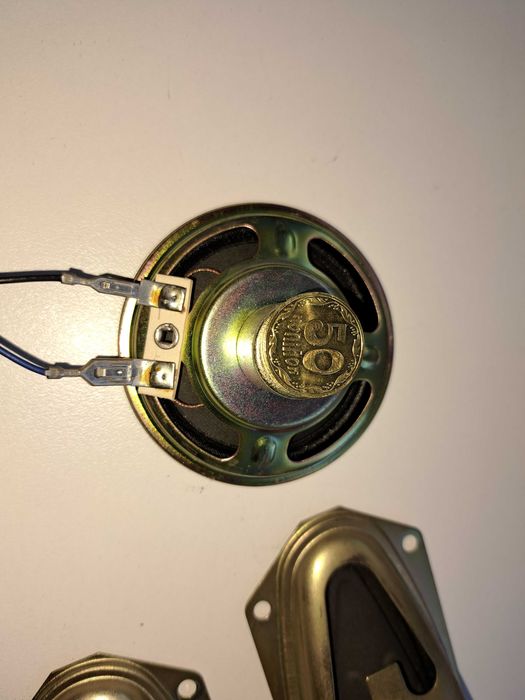 Акустические динамики двух размеров