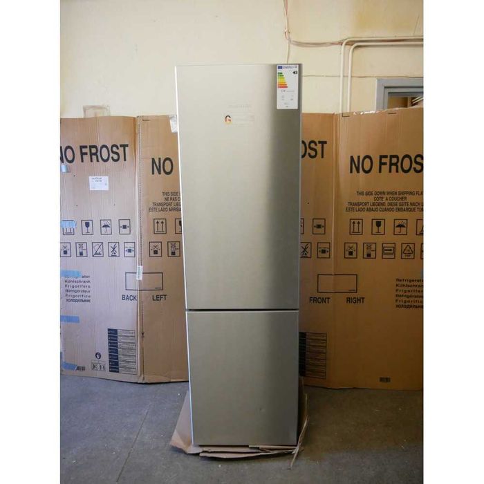 Chłodziarko-zamrażarka Liebherr CBNsda 5723 z Biofresh Outlet/Nieużywana