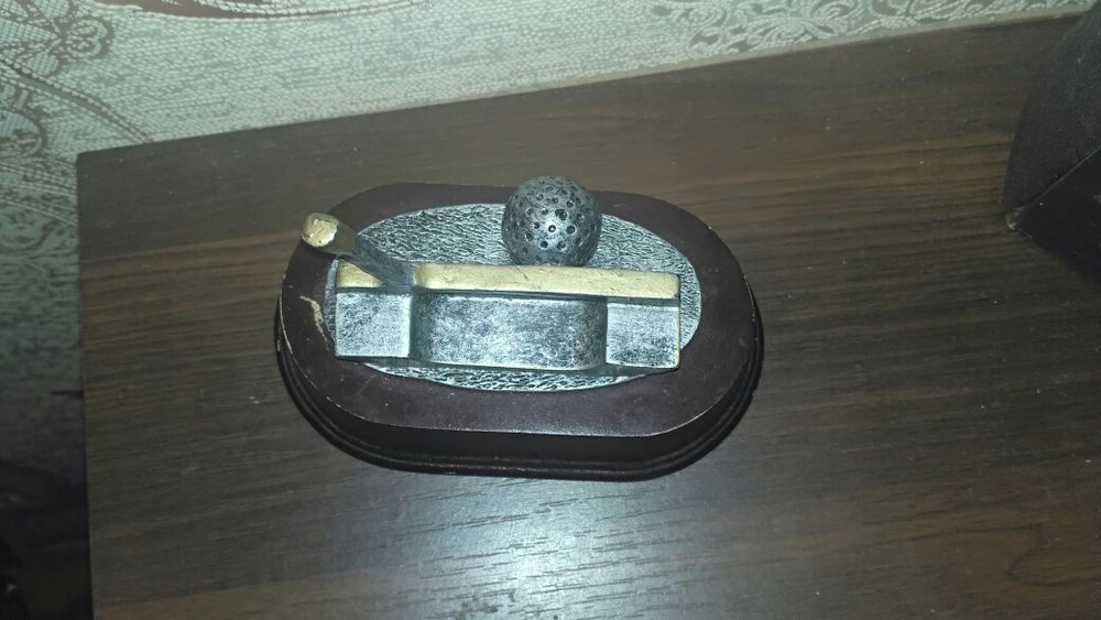 Фігурка м'ячика для ігри в гольф