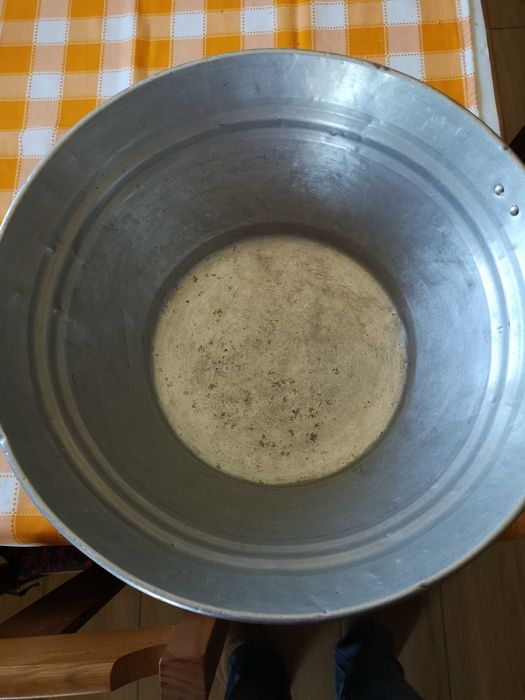 Bacia de alumínio