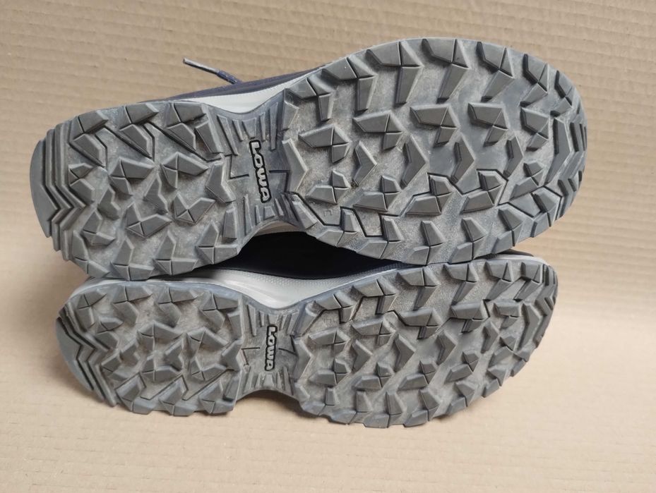 buty trekkingowe 37 / 37,5 Lowa Innox GTX idealny stan