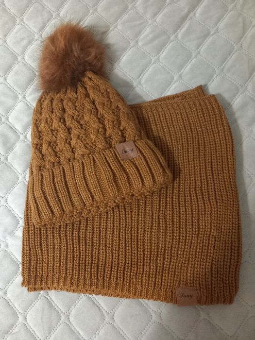 Conjunto cachecol + gorro de lã